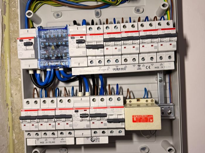 Protections dédiées au point de charge — JR Électricien