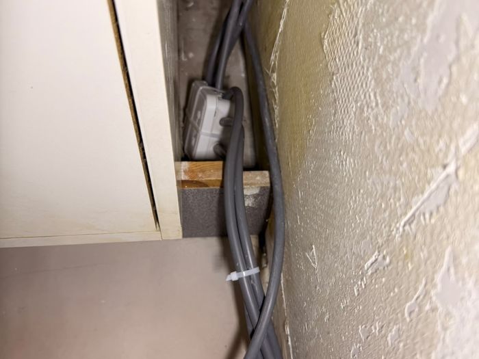 Alimentation tirée jusqu'au point de charge — JR Électricien