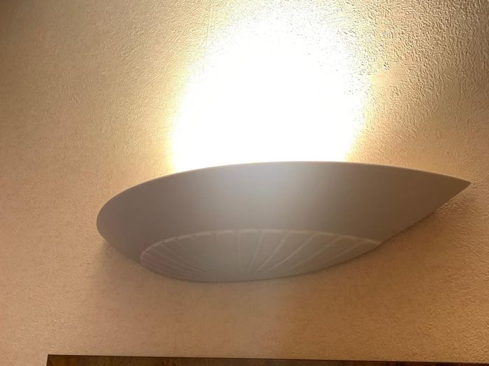 Wandlamp met indirect licht — JR Électricien